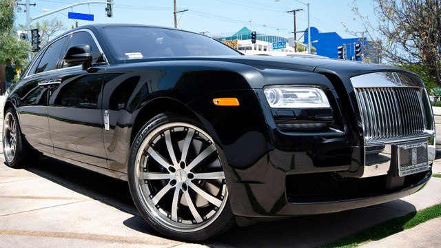 Burbank Rolls-Royce Repair and Service - Garage 88